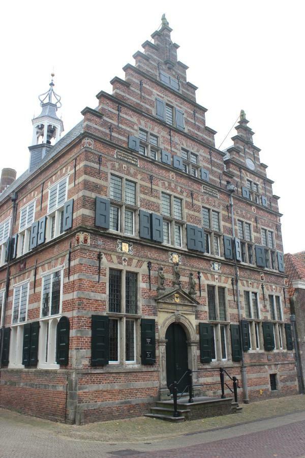 My-A-Mi-Go-S Bed & Breakfast Muiderberg Exterior photo